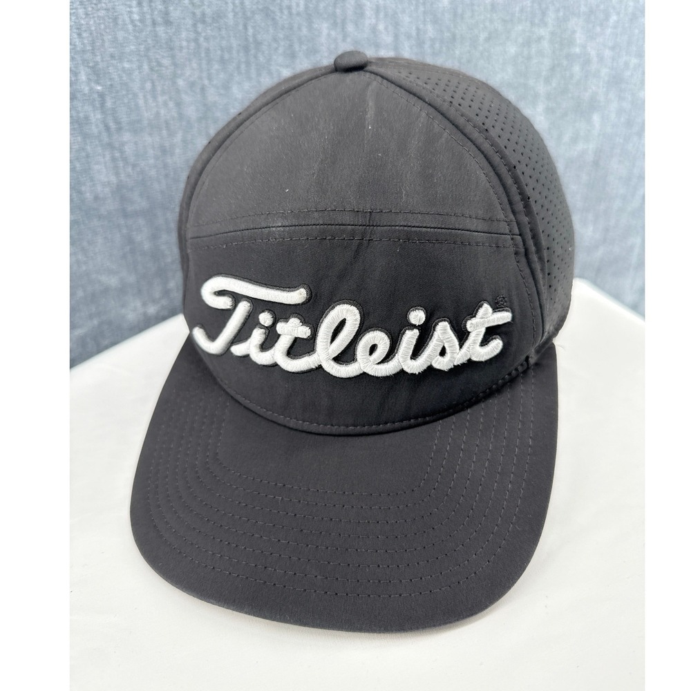 Titleist Black Performance Golf Hat Adjustable Lightweight Stretch Snapback Cap